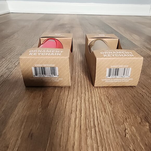 Stanley Mini Quencher Ornament Keychain Set In Red Delicious & Honey Talks - Picture 3 of 6